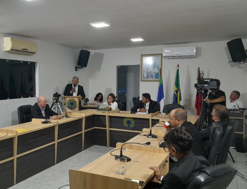 A Cmara de So Jos de Espinharas realiza sesso extraordinria e aprova PL para construo de 40 casas no municpio